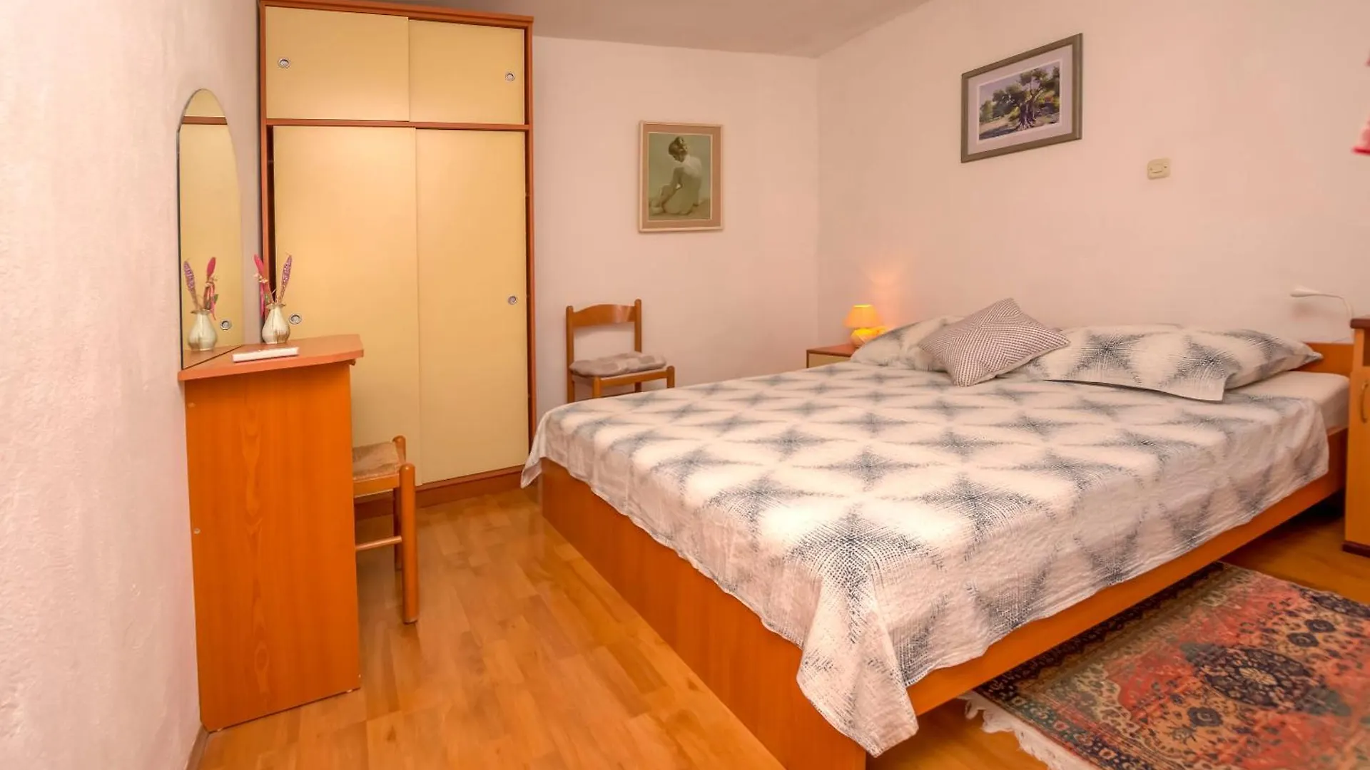 Apartments Marinero 0*, Drage Croatia