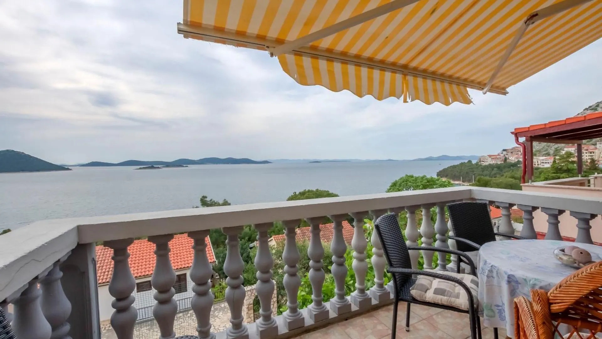 Apartments Marinero Drage 0*,  Kroatien