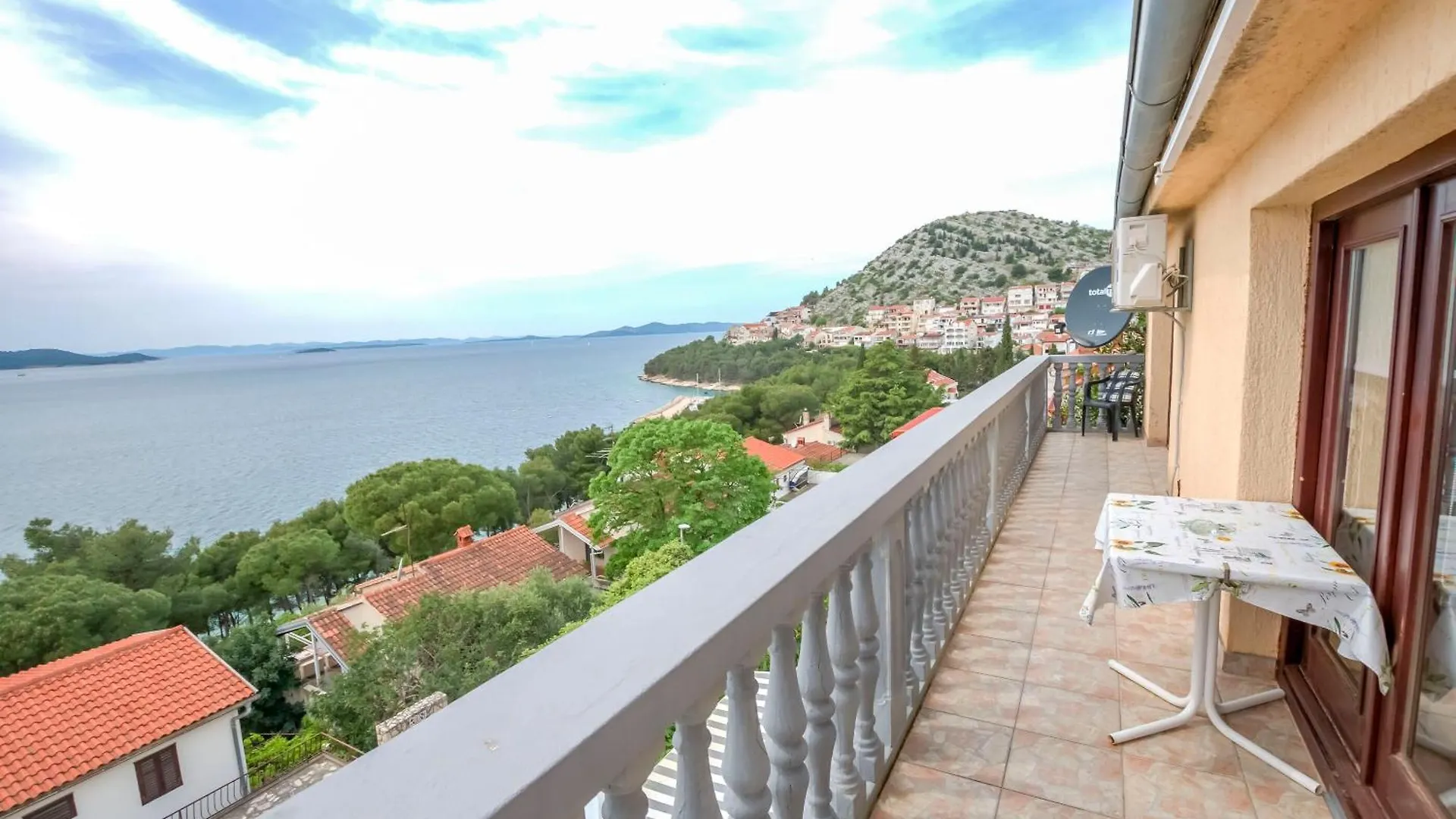 Apartments Marinero